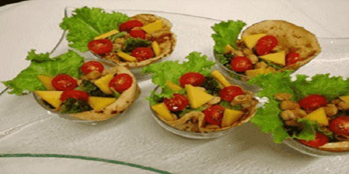 Salada de Panqueca com Grão-de-Bico