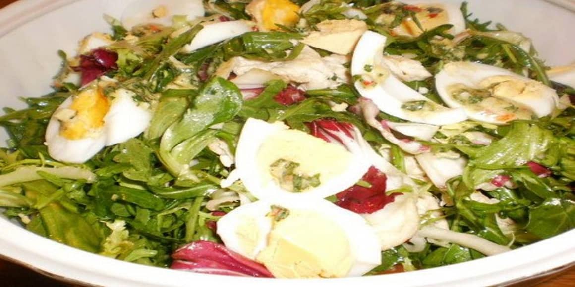 Salada Aromática de Frango