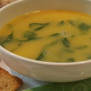 Sopa de Grão e Espinafres