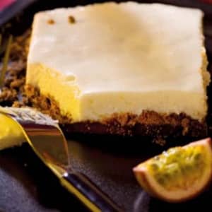 Quadrados de Cheesecake de Maracujá