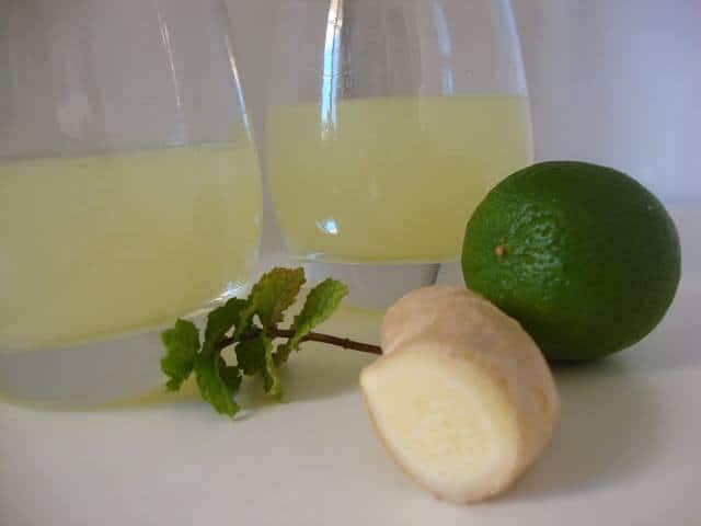 Limonada de Lima, Hortelã e Gengibre